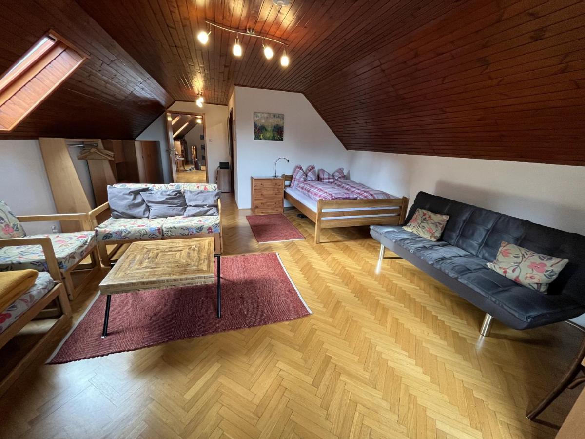 Cozzy Apartment In Nature Zagreb Buitenkant foto